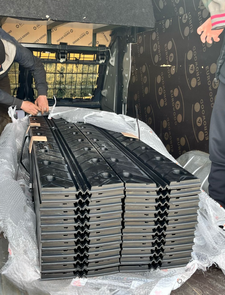 Montare Rosturi Dilatare Poduri si Drumuri